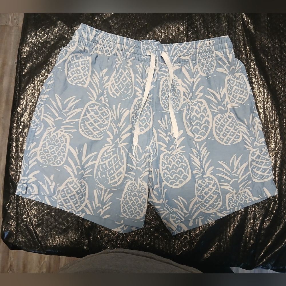 chubbies Light Blue Pineapple-Print Drawstring Swim Shorts